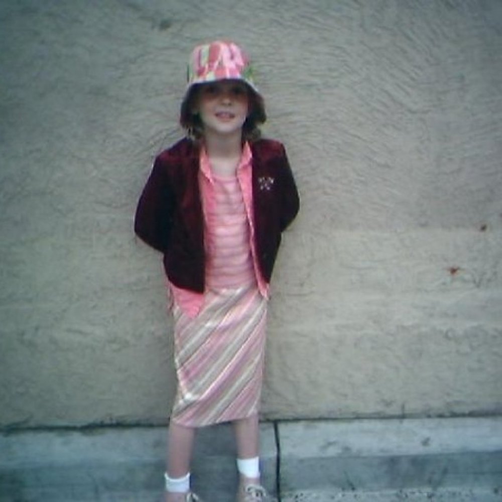 Meet your Posher, Lizzy